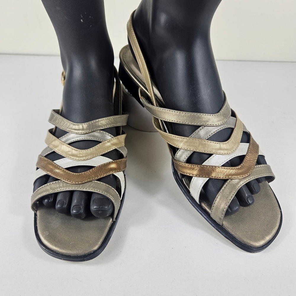 Mark Lemp Classics Womens 10 Walking Cradles Lanie Metallic Slingback Sandal